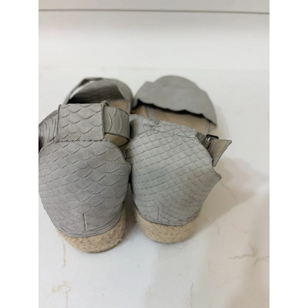 Ccocci Everlyn Light Gray Snake Print Womens Size 7.5 Platform Sandals